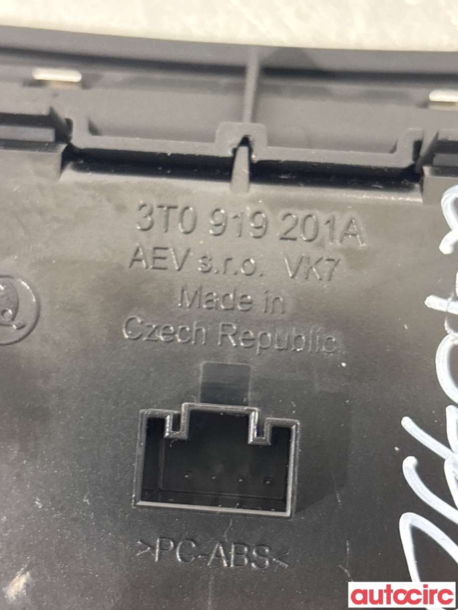 Instrument klokke til Škoda Superb 2008-2015 (Type II) (SKODA|3T0919201A|)