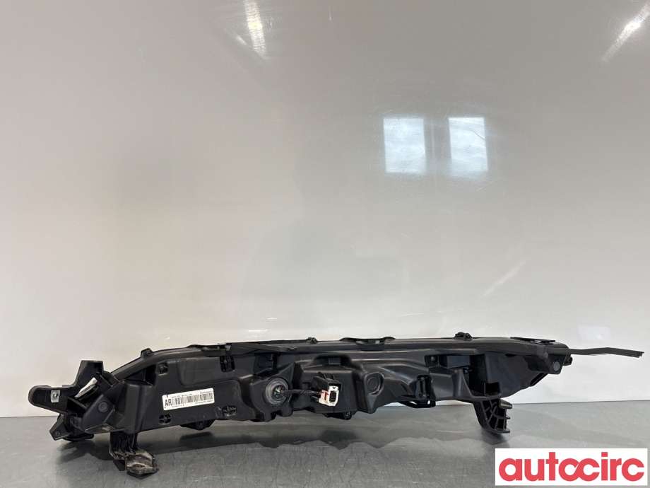 Parklykt høyre til Mitsubishi Eclipse Cross 2018-->> (MITSUBISHI|8310A060||EDM92206010)