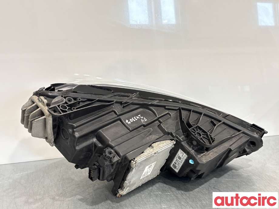 Frontlykt venstre halogen til Opel Insignia B 2017-->> (OPEL|39050372|662588537|39217211)