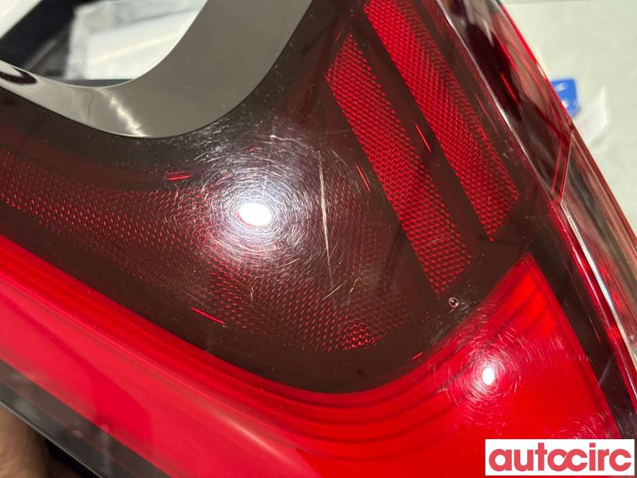 Baklykt høyre til Mitsubishi Eclipse Cross 2018-->>  (MITSUBISHI|8330B328|)