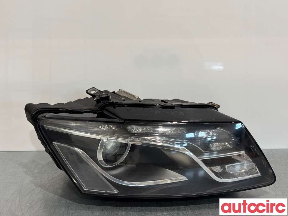 Frontlykt høyre halogen til Audi Q5, 2008-2012 (Type I, Fase 1) (AUDI|8R0998030F)