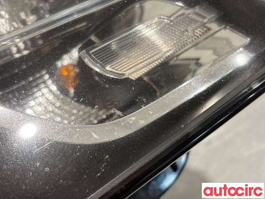 Frontlykt høyre halogen til Audi Q5 2008-2012 (Type I, Fase 1) (AUDI|8R0998030F||8R0998030J)