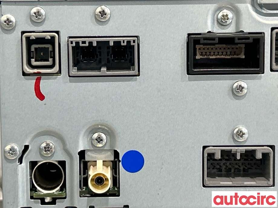 Multimedia display (MCU - Media Controller Unit) til Mitsubishi Eclipse Cross 2018-->> (MITSUBISHI|8740A150XA|)