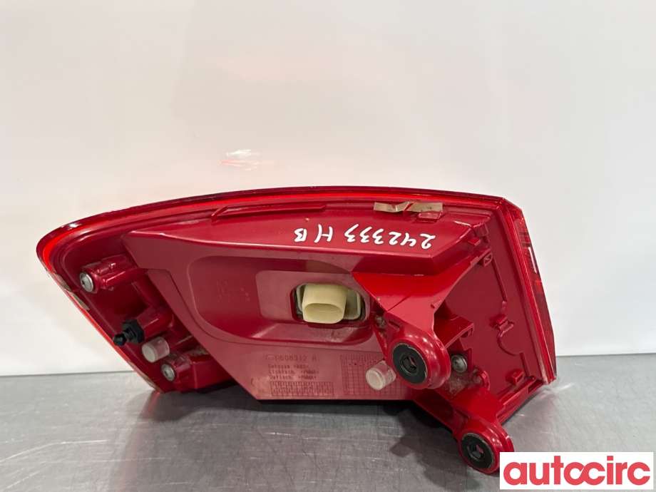 Baklykt høyre til Audi A6, Allroad 2012-2014 (Type III, Fase 1) (C7) (C7) (AUDI|4G9945096B|608202)