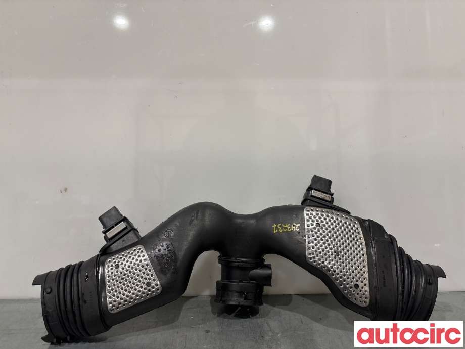 Luftslange innsug til Mercedes R-Klasse 2006-2013 (W251) (W251) (MERCEDES|A6420908237|)