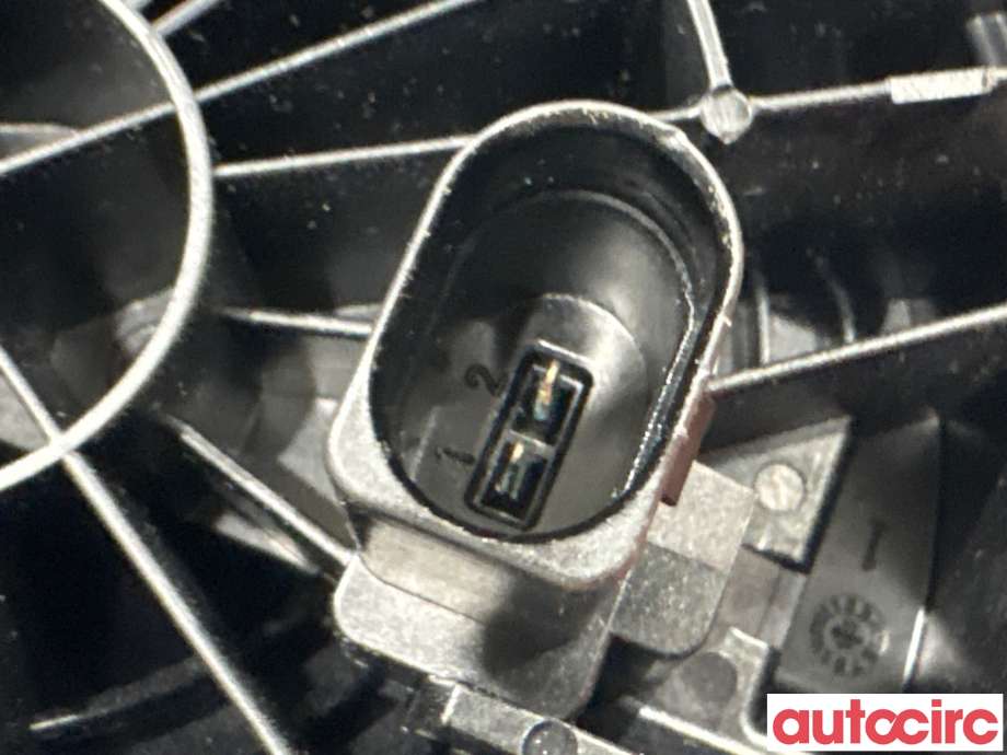 Bakluke/bakdør håndtak til VW Golf VII 2012-2017 (Fase 1) (VOLKSWAGEN|5G0827469F|)
