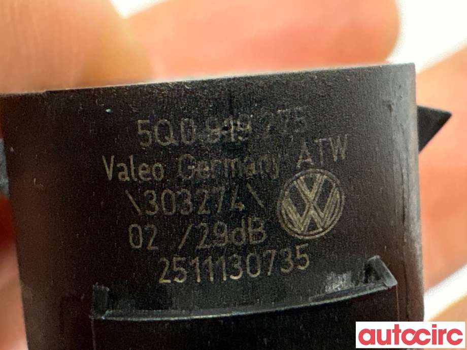 Parkeringssensor foran til VW Golf VII 2012-2017 (Fase 1)  (VOLKSWAGEN|5Q0919275B|303274|5Q0919275)