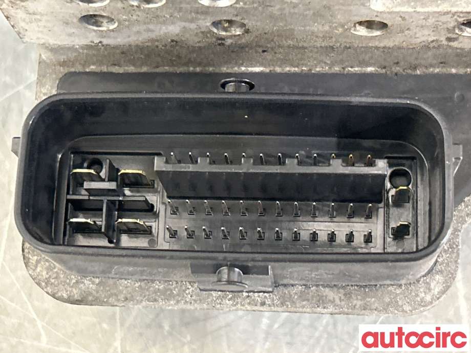 ABS sentral til Toyota Yaris 2012-2014 (Type III, Fase 1)  (TOYOTA|4705052140||47270-47030)