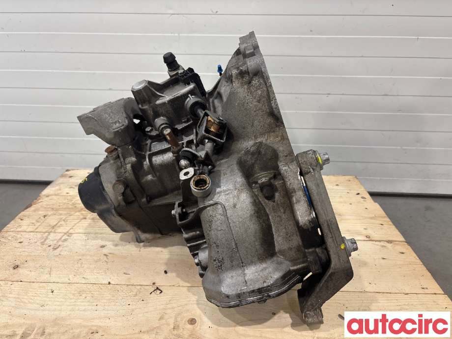Girkasse manuell til Opel Corsa D 2006-2014  (OPEL|24579794|MKG|24578657)