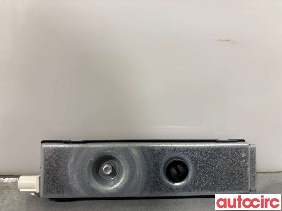 Antenne forsterker til Mercedes A-Klasse 2012-2018 (W176) (W176) (MERCEDES|A1668200689|)