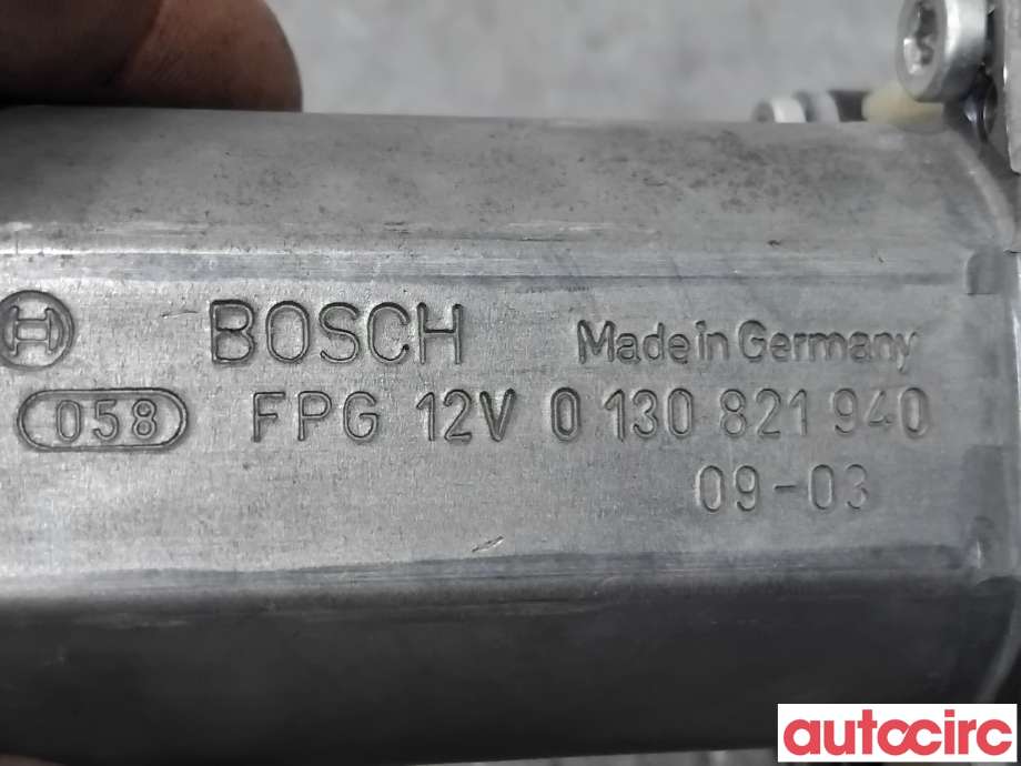Ruteheis høyre foran til Mercedes Vito/Viano 2004-2010 (Fase 1) (W639) (W639) (MERCEDES|A0068204742|0130821940|A6397200546)