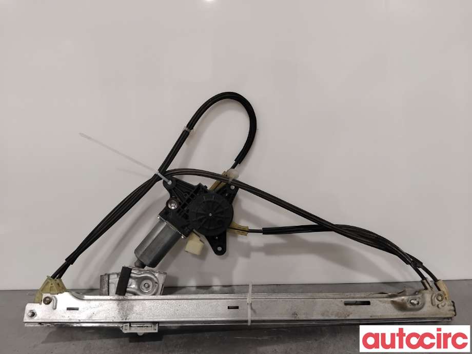 Ruteheis venstre foran til Mercedes Vito/Viano 2004-2010 (Fase 1) (W639) (W639) (MERCEDES|A6397200446|0130821941|)