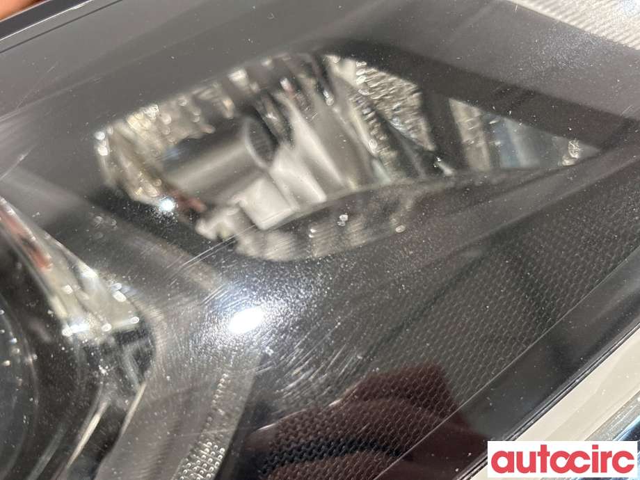 Frontlykt høyre halogen til VW Golf VII 2012-2017 (Fase 1) (VOLKSWAGEN|5G1941754|90040753)