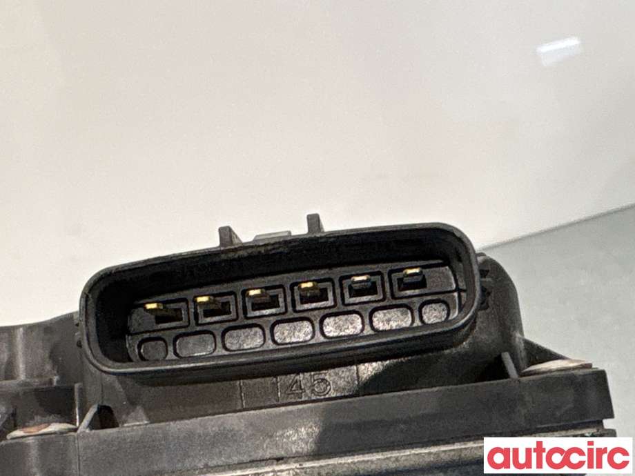 Spjeldhus til Toyota Avensis 2009-2015 (Type III, Fase 1) (TOYOTA|261000R020||26100-0R020)