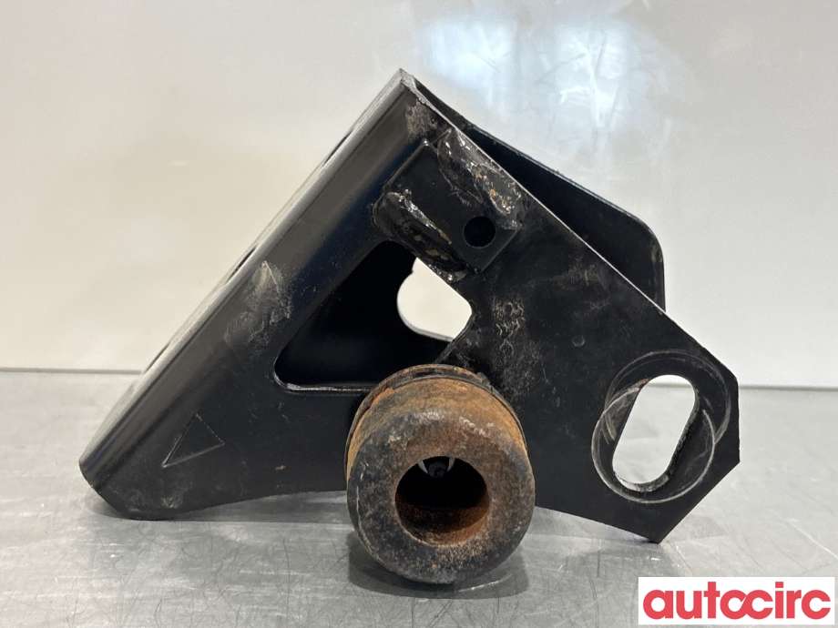 Motorfeste til Toyota Avensis 2009-2015 (Type III, Fase 1)  (TOYOTA|123110R010|)