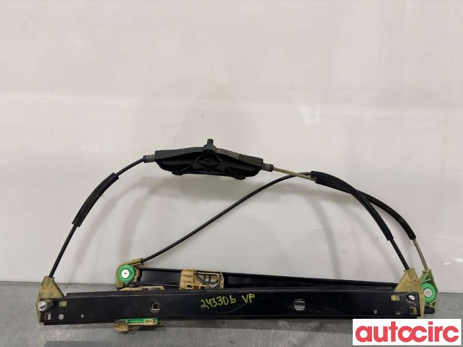 Ruteheis til Audi Q5 2012-2017 (Type I, Fase 2)  (AUDI|8R0837461K|1021-966285-118|)