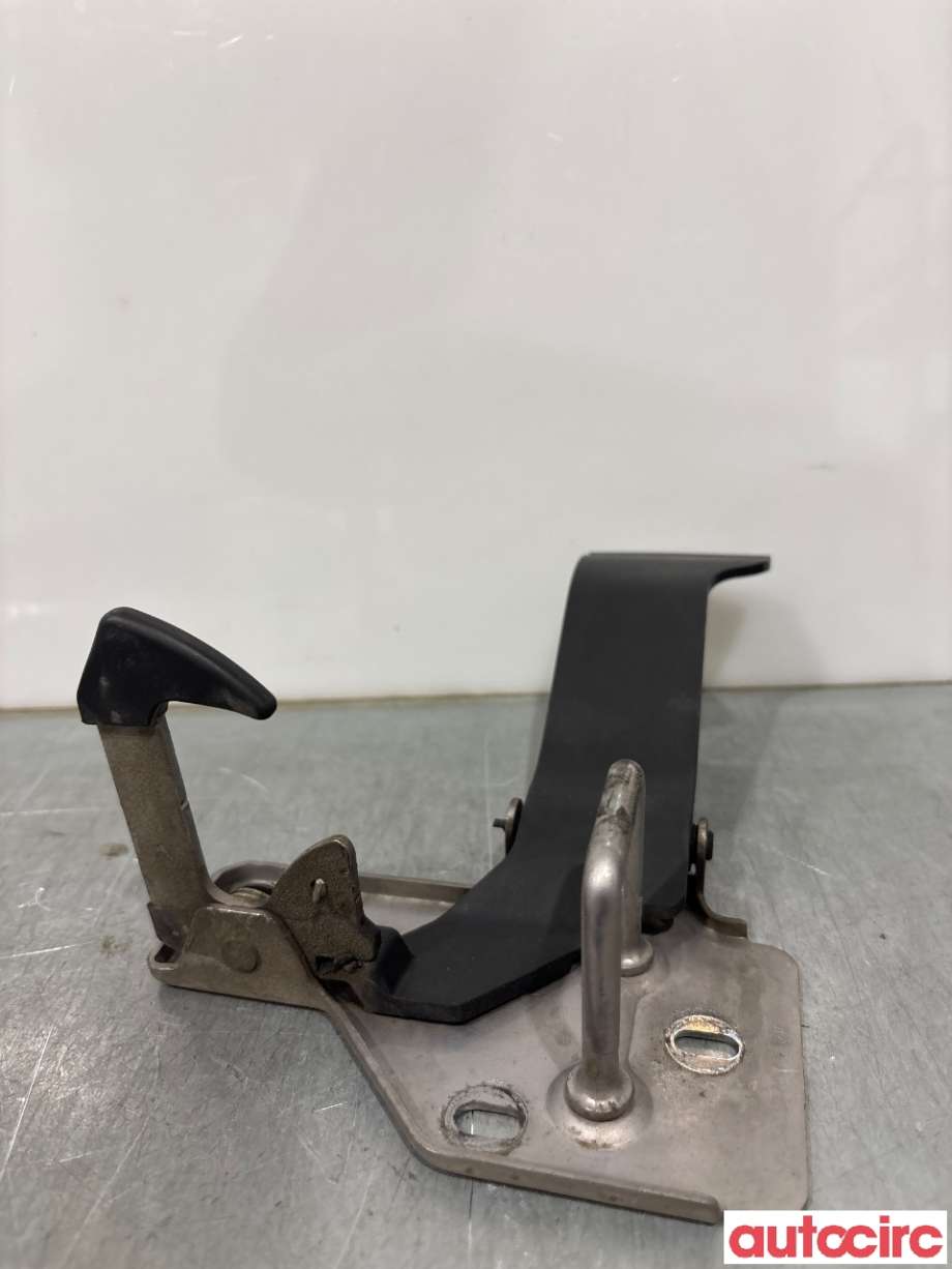 Diverse deler til VW Transporter / Caravelle 2009-2015 (Fase 2) (T5) (T5) (VOLKSWAGEN|7E0823480|)