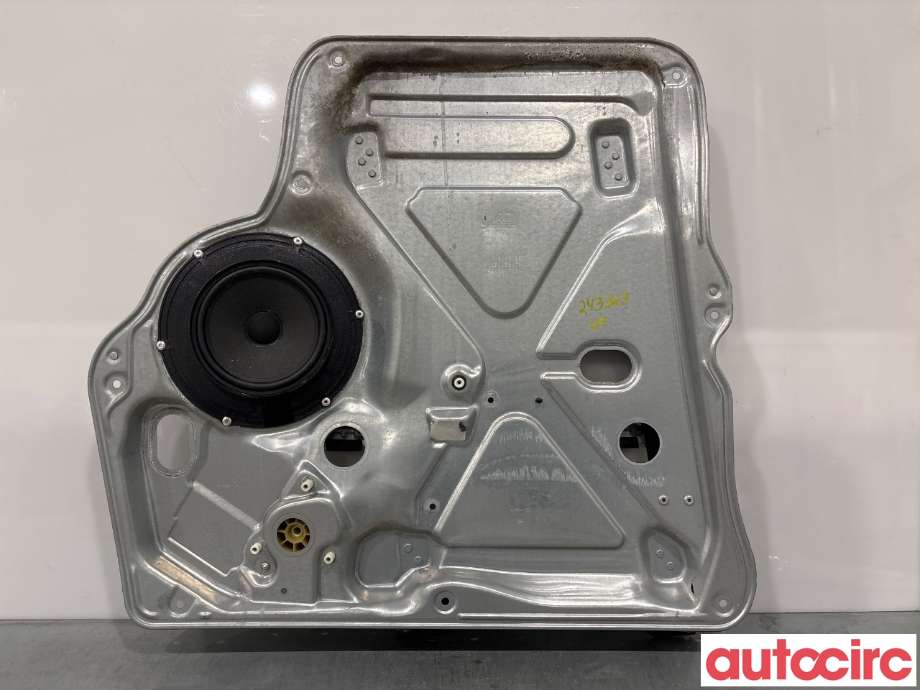 Ruteheis til VW Transporter / Caravelle 2009-2015 (Fase 2) (T5) (T5) (VOLKSWAGEN|7E0837753E|)