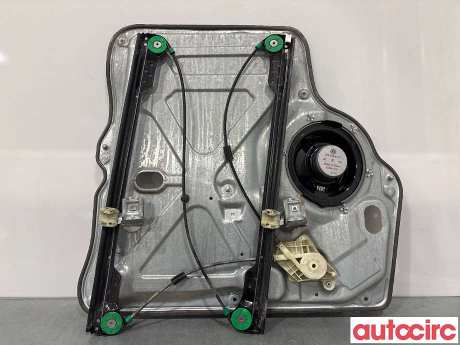 Ruteheis til VW Transporter / Caravelle 2009-2015 (Fase 2) (T5) (T5) (VOLKSWAGEN|7E0837753E|)