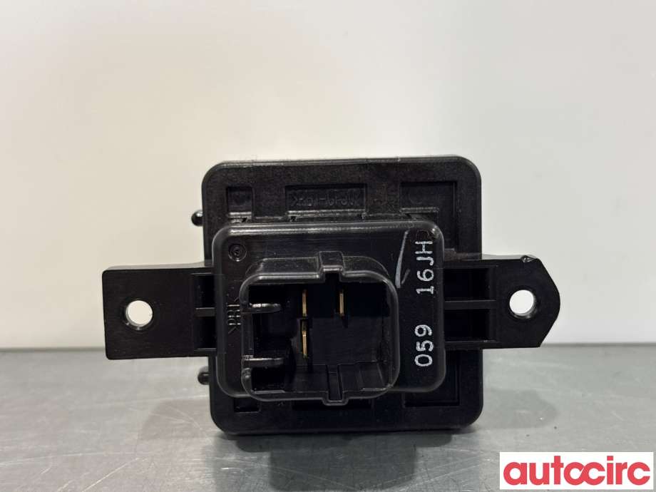 Varmeapparat motstand til Mitsubishi Outlander 2015-->> (Type III, Fase 2)  (MITSUBISHI|7802A240|)