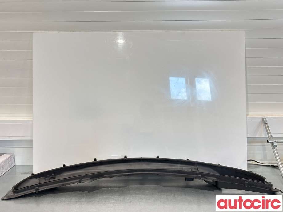 Panser luftinntak til Mercedes R-Klasse 2006-2013 (W251) (W251) (MERCEDES|A2518800805|)