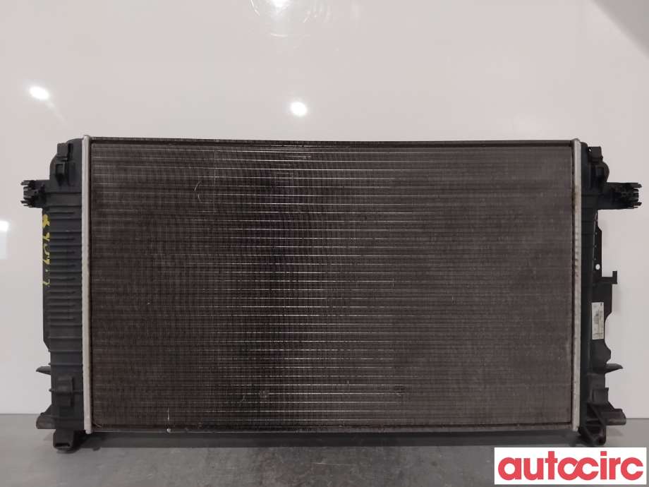 Radiator (automat gir) til Mercedes Sprinter 2018-->> (907/910) (907/910) (MERCEDES|A9065000202|877123N)