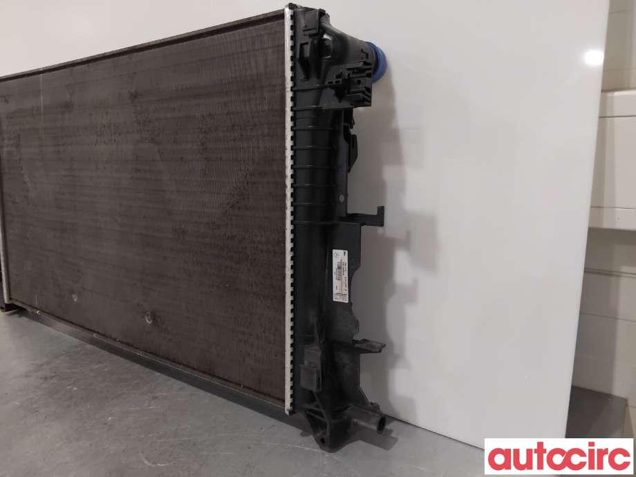 Radiator (automat gir) til Mercedes Sprinter 2018-->> (907/910) (907/910) (MERCEDES|A9065000202|877123N)