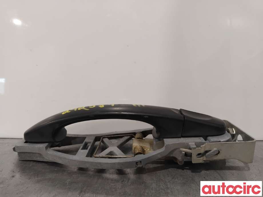 Dørhåndtak utv høyre foran til VW Caddy 2010-2015 (Type III, Fase 2) (VOLKSWAGEN|7H0837205D||1T0837886B)