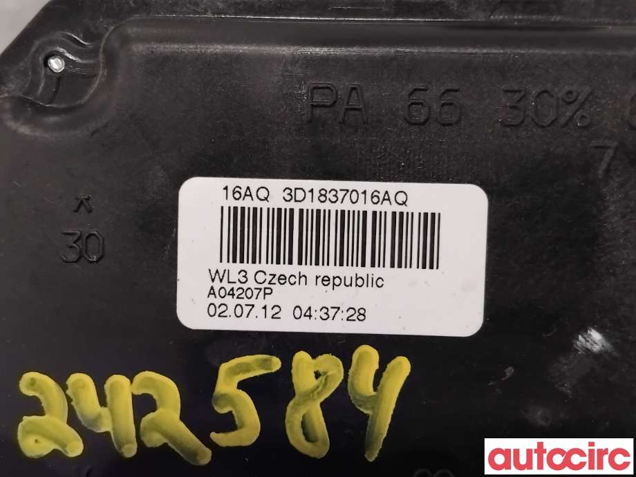 Låsekasse høyre foran til VW Caddy 2010-2015 (Type III, Fase 2)  (VOLKSWAGEN|3D1837016AC||3D1837016AQ)