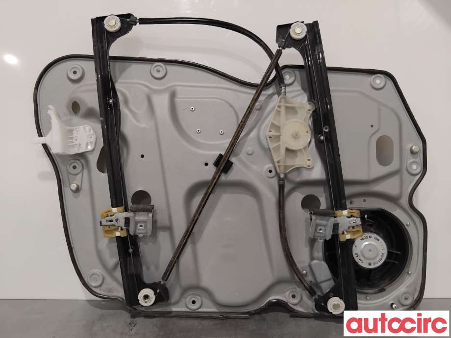 Ruteheis til VW Caddy 2010-2015 (Type III, Fase 2)  (VOLKSWAGEN|2K1837730L||1T0837756M)