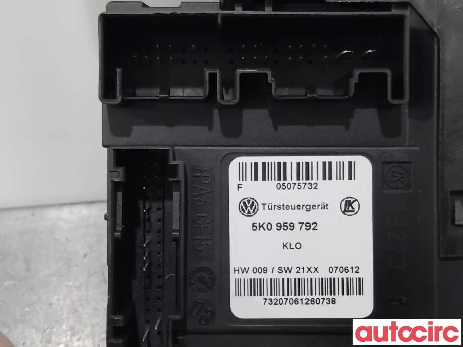 Ruteheis høyre foran til VW Caddy 2010-2015 (Type III, Fase 2) (VOLKSWAGEN|1T0959702S|402299B|1T0959702R)