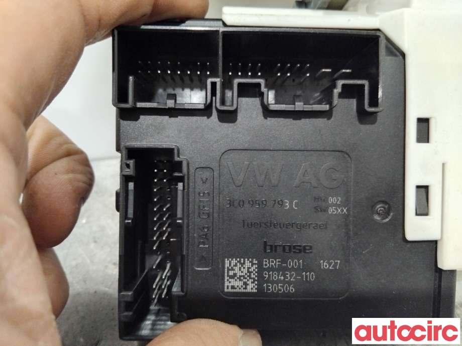 Ruteheis venstre foran til VW Tiguan 2011-2016 (Type I, Fase 2) (VOLKSWAGEN|5N0959701J|0130822467|5N0959701G)