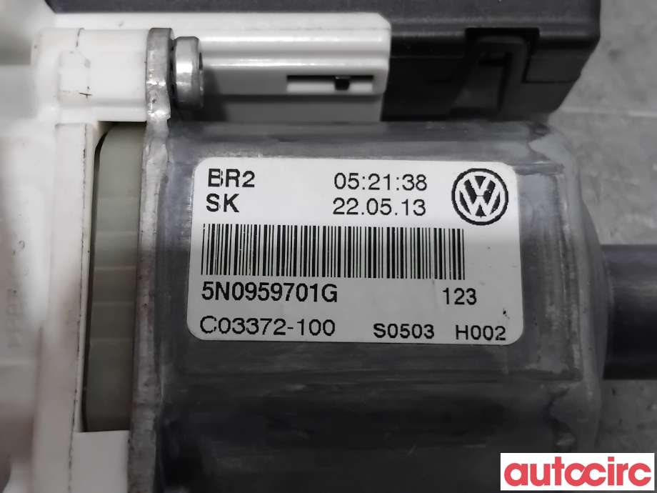 Ruteheis venstre foran til VW Tiguan 2011-2016 (Type I, Fase 2) (VOLKSWAGEN|5N0959701J|0130822467|5N0959701G)