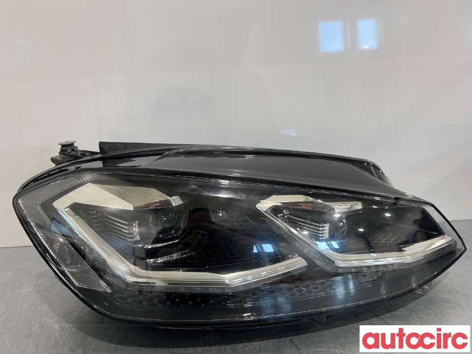 Frontlykt høyre halogen til VW Golf VII, 2017-2020 (Fase 2) (VOLKSWAGEN|5G1941774)