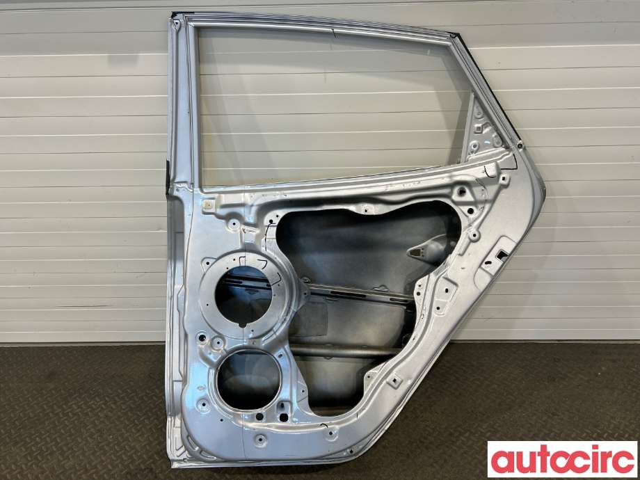 Dør høyre bak til Hyundai Ix35 2010-2015  (HYUNDAI|770042Y000|)