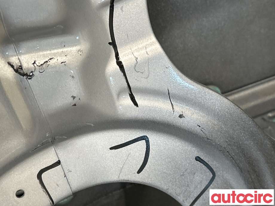 Dør høyre bak til Hyundai Ix35 2010-2015  (HYUNDAI|770042Y000|)