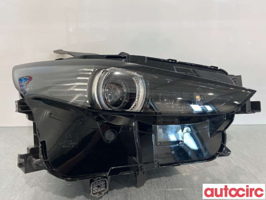 Frontlykt høyre halogen til Mazda CX-30, 2020-->> (MAZDA|DFR7-51-030G)
