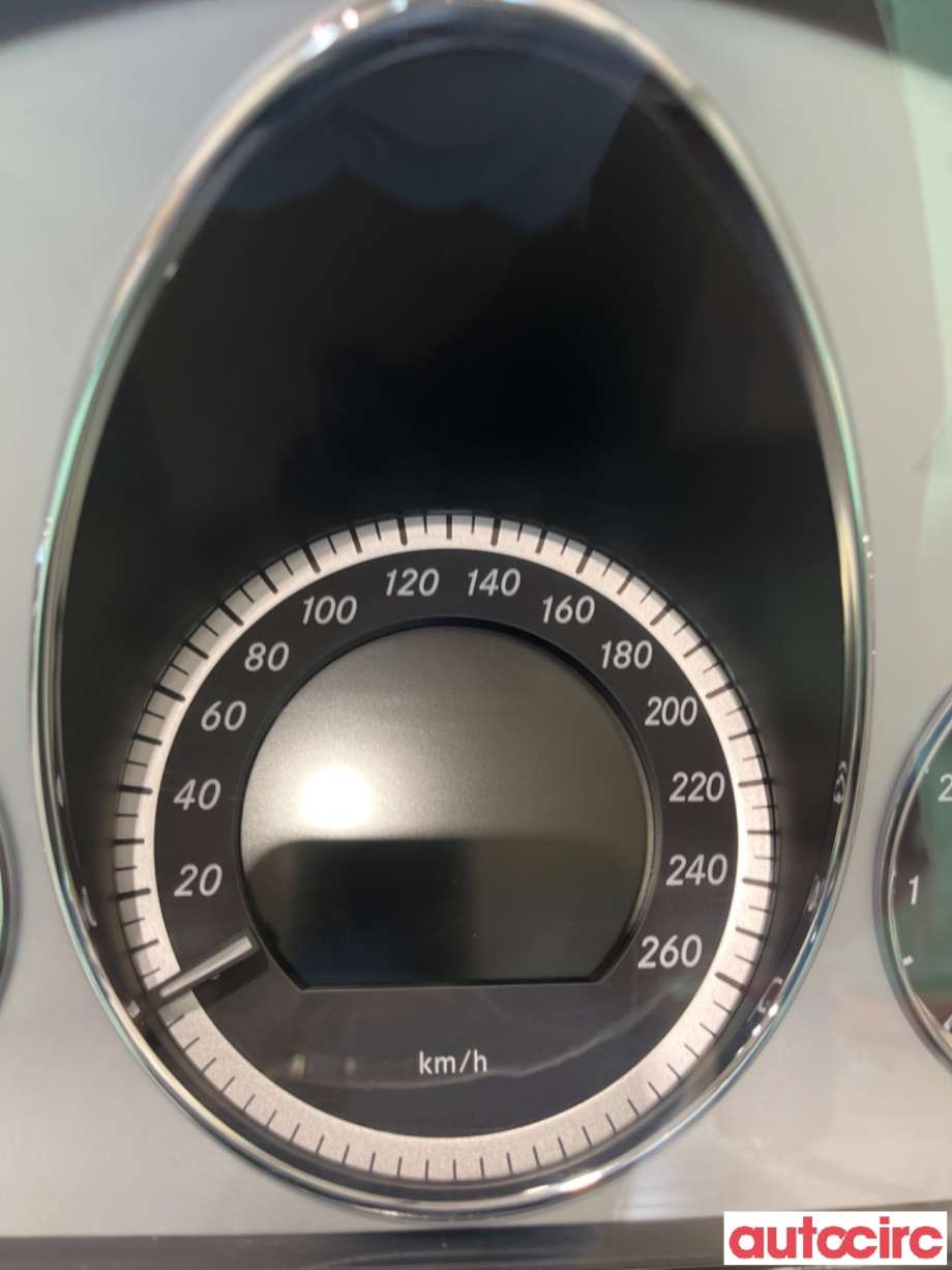 Instrumentpanel til Mercedes E-Klasse 2009-2013 (Fase 1) (W212) (W212) (MERCEDES|A2129001810|A2C53427635|A2129003010)