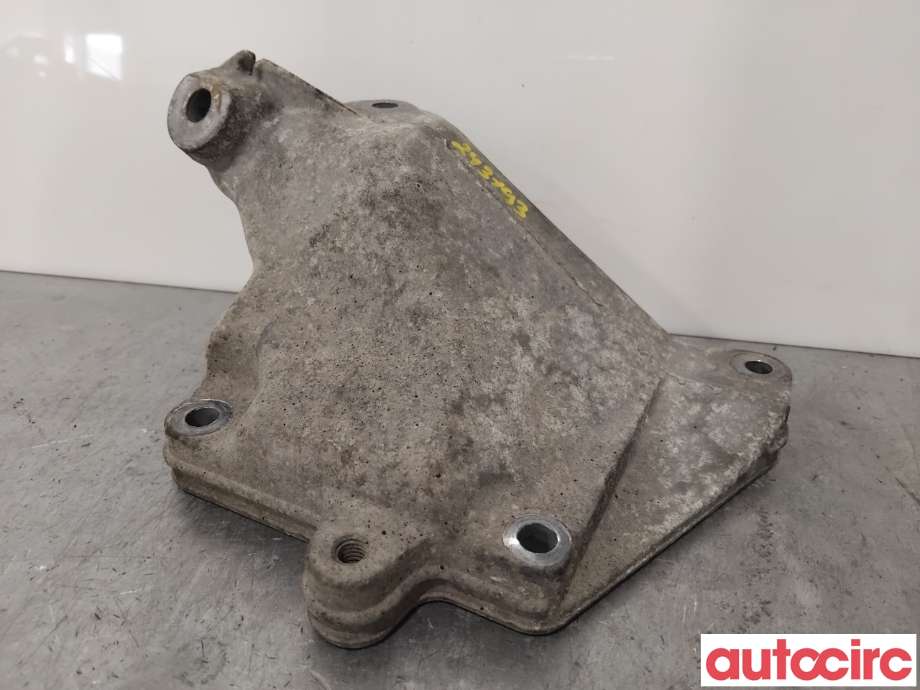 Motorfeste til Mercedes ML, 2005-2011 (W164) (W164) (MERCEDES|A2722234204)