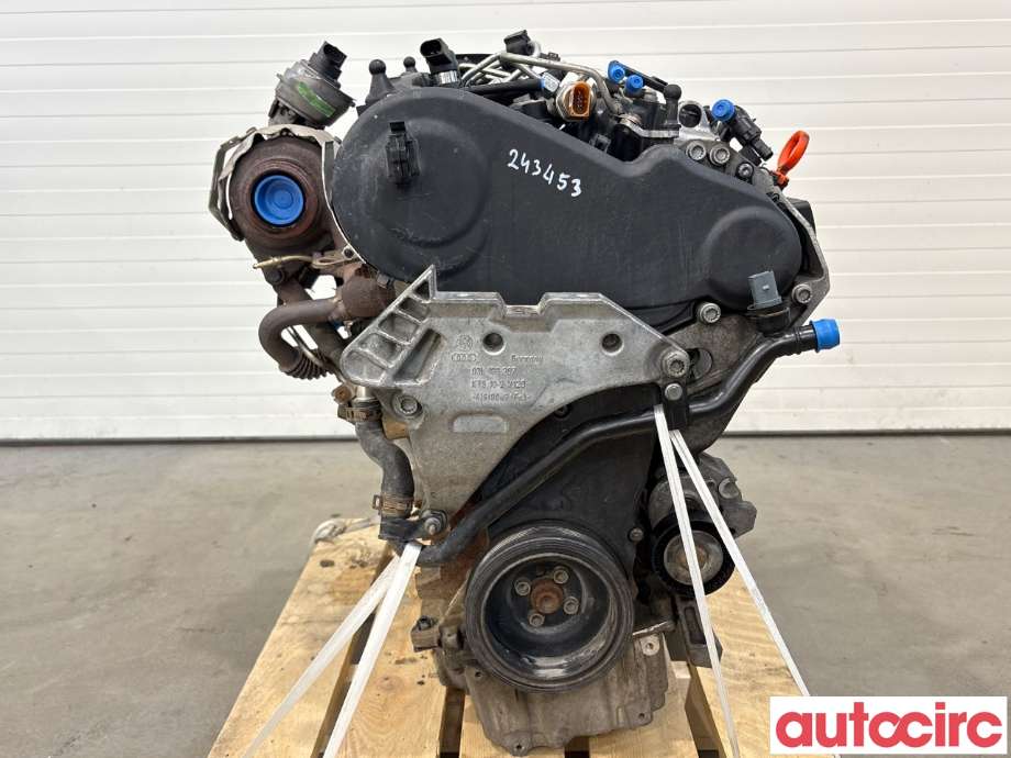 Motor diesel til VW Golf VI 2008-2012  (VOLKSWAGEN|03L100090Q|CAYC)
