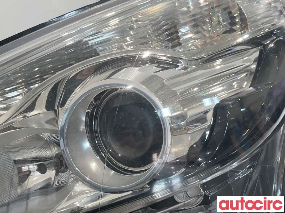 Frontlykt venstre halogen til Nissan Qashqai 2010-2014 (Type I, Fase 2)  (NISSAN|26060BR60B)