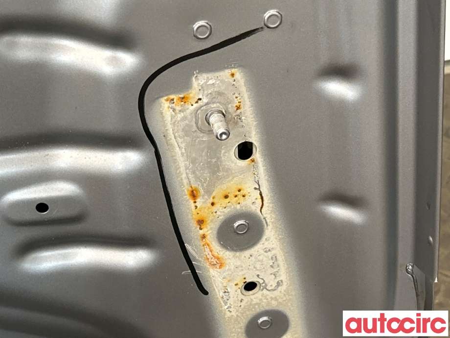 Panser til Audi A6, Allroad 2015-2019 (Type III, Fase 2) (C7) (C7) (AUDI|4G0823029A|)