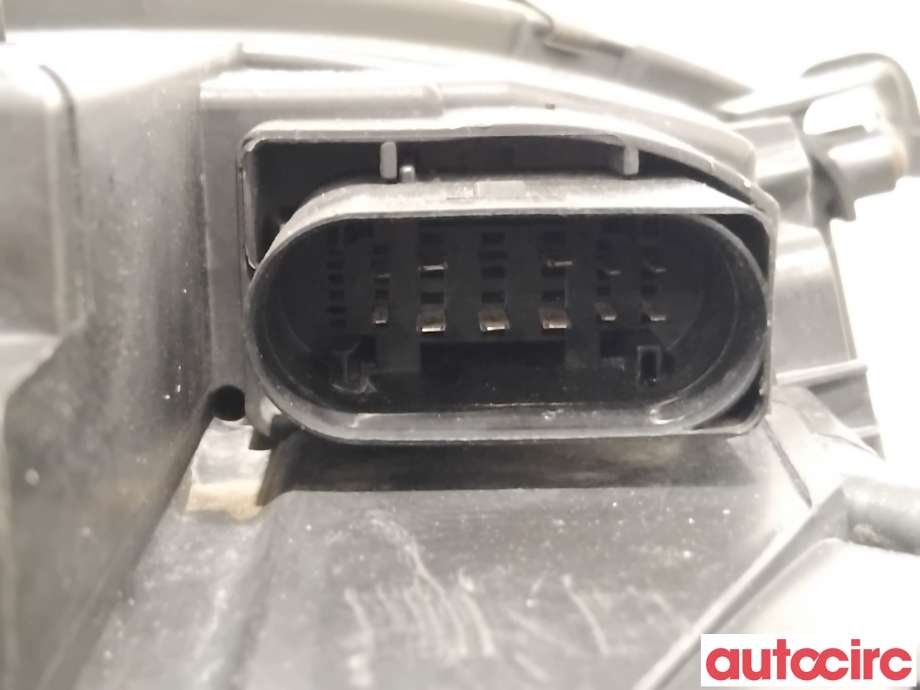 Frontlykt venstre xenon til Audi A4 2007-2014 (Type IV) (B8) (B8) (AUDI|8K0941029AQ|0301240271|8K0941029BJ)