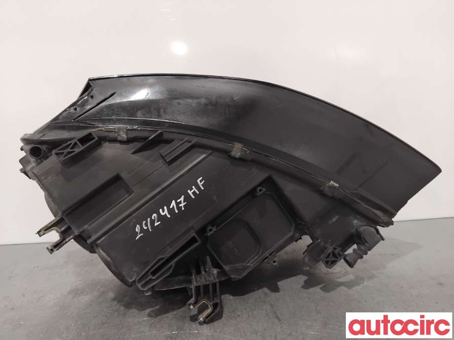 Frontlykt høyre xenon til Audi A4 2007-2014 (Type IV) (B8) (B8) (AUDI|8K0941030AQ|0301240272|8K0941030BJ)