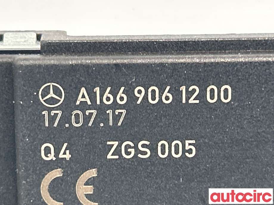Antenne forsterker til Mercedes C-Klasse 2014-2018 (Fase 1) (W205) (W205) (A1669061200|)
