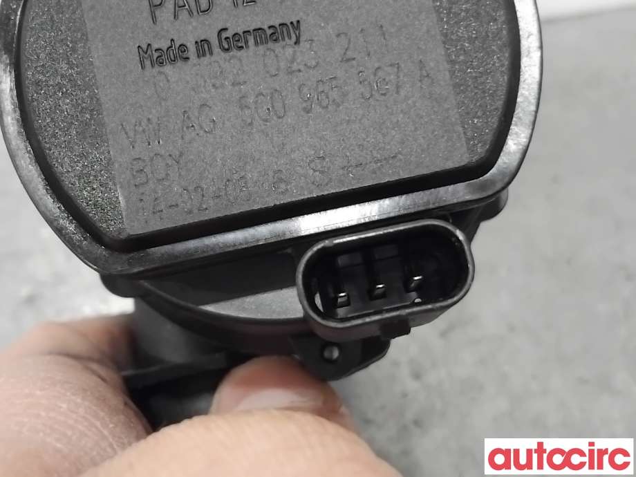 Sirkulasjonspumpe til VW Golf VII 2012-2017 (Fase 1) (VOLKSWAGEN|5G0965567A|0392023211|5Q0965567N)