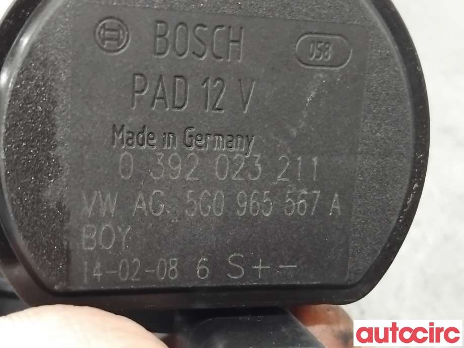 Sirkulasjonspumpe til VW Golf VII 2012-2017 (Fase 1) (VOLKSWAGEN|5G0965567A|0392023211|5Q0965567N)