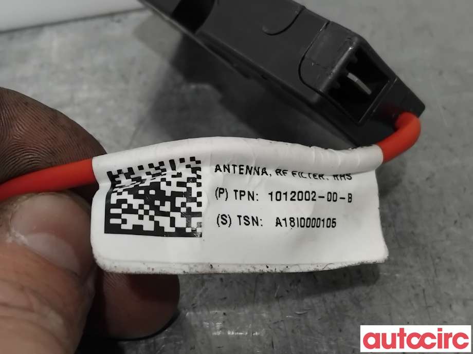 Antenne navigasjon til Tesla Model S 2016-2021 (Fase 2) (TESLA|1012002-00-B|)