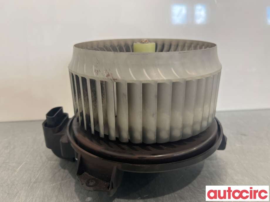 Varmeapparat motor til Toyota Yaris 2012-2014 (Type III, Fase 1) (TOYOTA|871030D220)