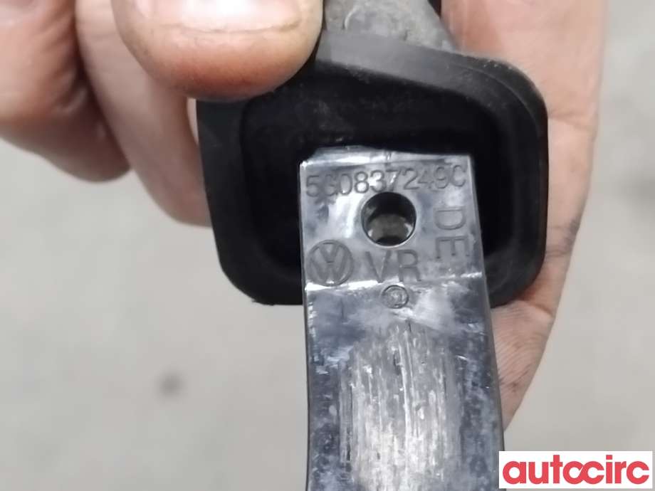 Dørstopper til VW Golf VII 2012-2017 (Fase 1)  (VOLKSWAGEN|5G0837249C||5G0837249D)